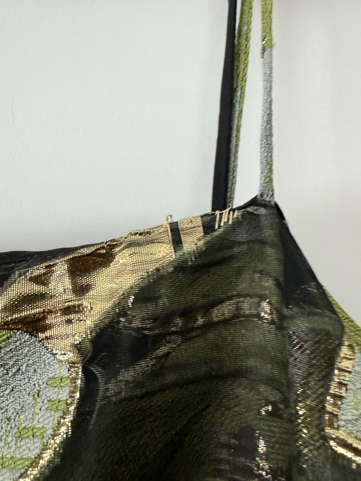 Elliatt Elysia gown condition detail