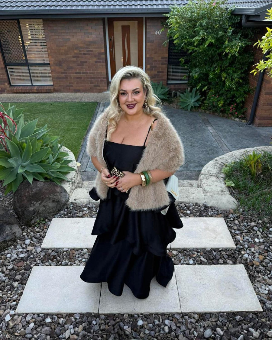 Customer @leahhhh_90 wearing Elliatt Tilly Tiered Maxi Dress Black